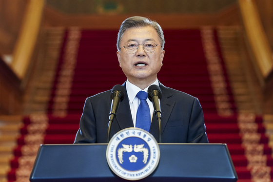 Outgoing President Moon Jae-in delivers a farewell speech from the Blue House in Seoul Monday morning. [NEW1]