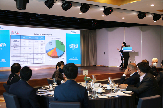 Adeline-Lise Khov, economic counselor and head of the economic department at the French Embassy in Korea, speaks during the annual Economic Forecast 2022 forum on Thursday, at the Mondrian hotel, central Seoul. [FKCCI]