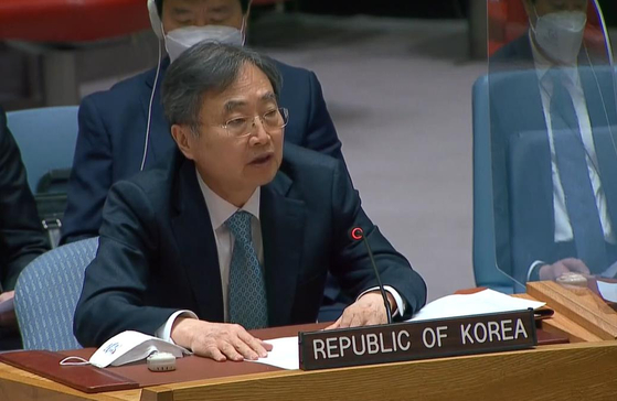 South Korea's Ambassador to the United Nations Cho Hyun speaks at an open meeting of the United Nations Security Council in New York on March 25 shortly after the North conducted an intercontinental ballistic missile test. [YONHAP] 