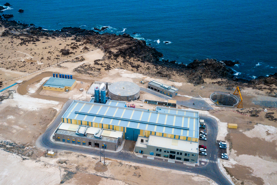 A desalination plant is pictured in the Copiapo region of the Atacama Desert in Chile. [GS E&C]