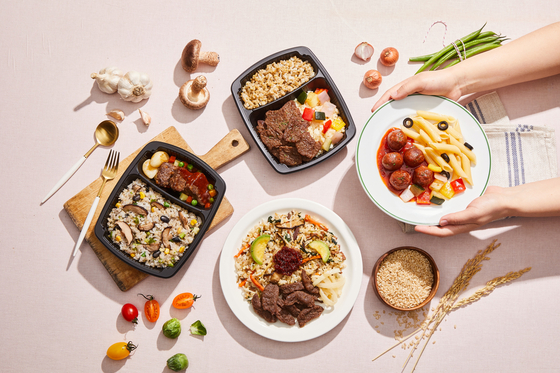 Vegan food products that are on sale at a popup store in Lotte Department Store in Jung District, central Seoul from May 27 to June 2. [LOTTE DEPARTMENT STORE]