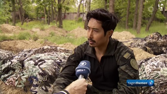Rhee Ken during a scene of the clip that was aired on the German news service Tagesschau [JOONGANG ILBO]