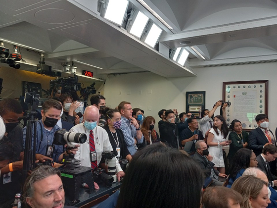 More than 100 reporters gathered at the James S. Brady Briefing Room on May 31 as BTS made an appearance. [NEWS1]