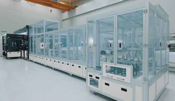 SFA Engineering's automated optical inspection equipment is seen at the company's production site in Asan, South Chungcheong. [SFA ENGINEERING]