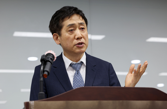 Financial Services Commission nominee Kim Joo-hyun speaks to reporters at a press conference held in central Seoul on June 7. [YONHAP]