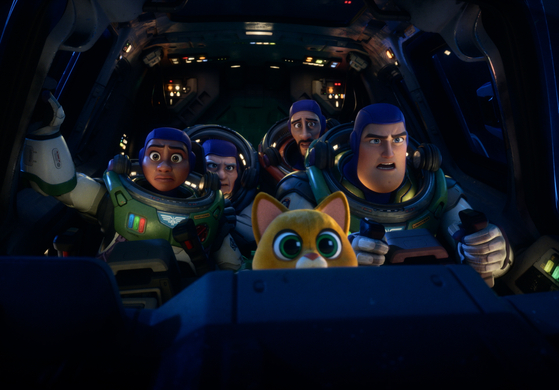 Buzz Lightyear and his team in a scene of the upcoming movie "Lightyear" [WALT DISNEY COMPANY KOREA]