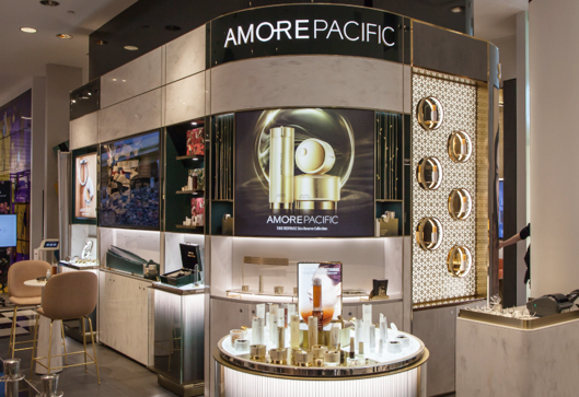 An Amorepacific store at Bloomingdale's in the United States [AMOREPACIFIC]