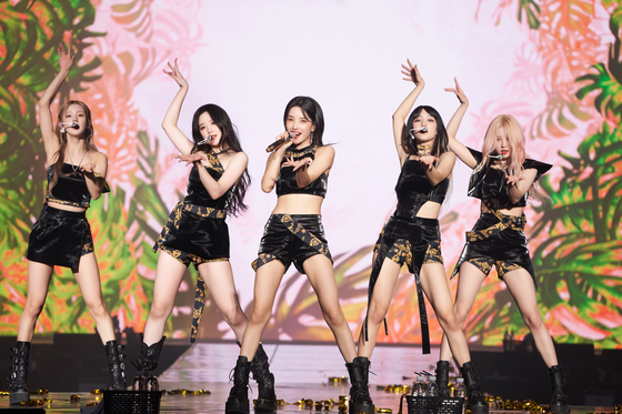 (G)I-DLE performs during the opening night of its first world tour "2022 (G)I-DLE World Tour ‘Just Me ( )I-DLE’" on June 17 at Olympic Hall in the Olympic Park in Songpa District, eastern Seoul. [CUBE ENTERTAINMENT]      