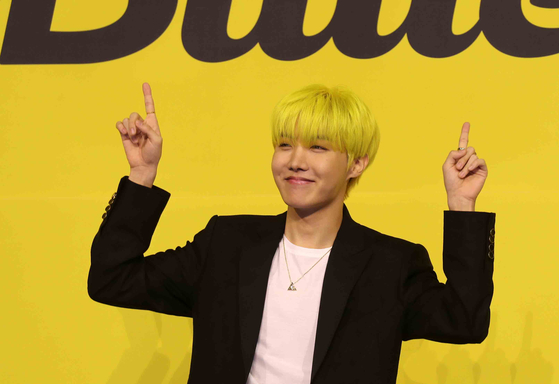 BTS member J-Hope at a press conference for the band's digital single "Butter" in Songpa District, southern Seoul, in 2021. [JOONGANG ILBO]