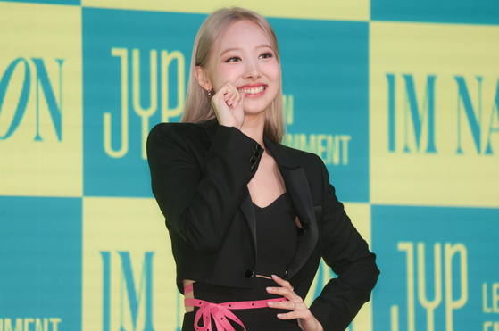 Nayeon of Twice attends a press conference for her first solo EP ″IM NAYEON″ at Fairmont Ambassador Hotel in Yeungdeungpo District, western Seoul, on Friday. [YONHAP]