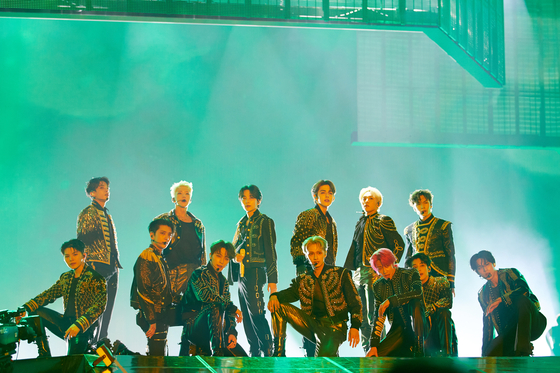 Seventeen performs during the first concert of its “Seventeen World Tour [Be The Sun] - Seoul." [PLEDIS ENTERTAINMENT]