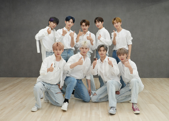  On June 9, nine-member rookie boy band BLANK2Y sat down with the Korea JoongAng Daily for an interview at its agency Keystone Entertainment’s dance practice room in Songpa District, southern Seoul. [JEON TAE-GYU]