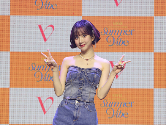 Eunha of Viviz during a showcase event for its new EP "Summer Vibe" at Yes24 Live Hall in eastern Seoul on Wednesday. [BIG PLANET MADE]