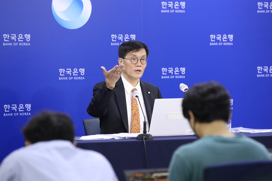 Bank of Korea Gov. Rhee Chang-yong speaks at a press conference held in central Seoul on Wednesday. The bank's Monetary Policy Board raised the base interest rate by a 50 basis points on the day. [BOK]