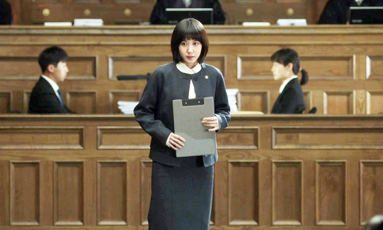 Woo in the courtroom in an episode of "Extraordinary Attorney Woo" [A STORY]