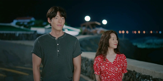 Kim Woo-bin returned to the entertainment industry after a six-year hiatus since being diagnosed with nasopharyngeal cancer in May 2017 in tvN drama series “Our Blues,” which tells a series of omnibus tales revolving around 14 residents of Jeju Island. Kim featured as one of the residents, Jeong-jun, romantically involved with Yeong-ok, portrayed by actor Han Ji-min. [TVN]