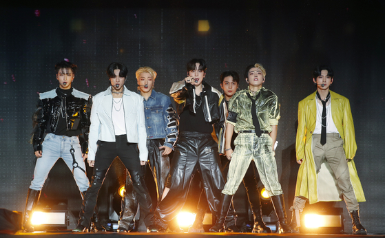 Boy band Ateez performs its new lead track "Guerrilla" during a showcase on July 28 for its eighth EP “The World Ep.1 : Movement,” set to drop on July 29, at Sejong University’s Daeyang Hall in eastern Seoul. [NEWS1]