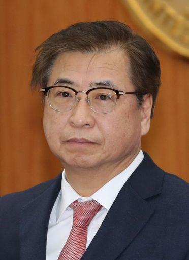 Former National Intelligence Service Director Suh Hoon