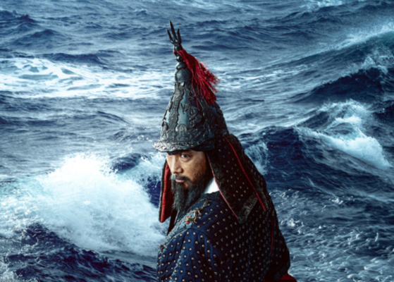 Actor Park Hae-il plays Korea’s much celebrated historical figure Yi Sun-shin (1545-1598) during the naval battle of Hansan Island in 1592. [LOTTE ENTERTAINMENT]