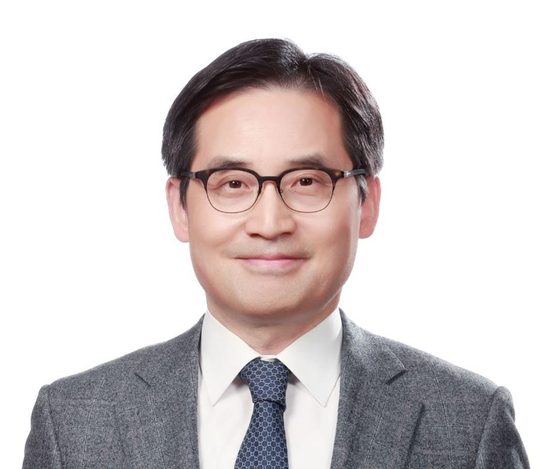 Han Ki-jeong, Seoul National University law professor, is nominated as the Fair Trade Commission chairman. [OFFICE OF THE 20TH PRESIDENT] 