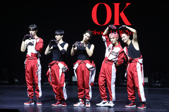 Boy band CIX poses during Monday's showcase for its fifth EP “’OK' Episode 1 : OK Not," which dropped the same day, at Yonsei University’s Centennial Hall in western Seoul. [C9 ENTERTAINMENT] 