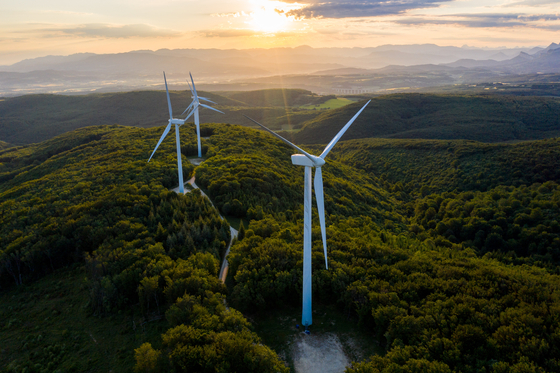 A picture of wind turbines in France run by Q Energy [YONHAP]