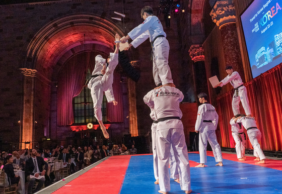 A Korean Taekwondo display team performs in New York as part of an event organized by the Ministry of Culture, Sports and Tourism and the Korea Tourism Organization to promote Korea. The event is called "Discover Your Korea." [YONHAP]
