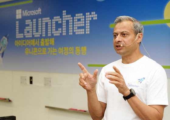 Ahmed Mazhari, the president of Microsoft Asia, explains the Microsoft Launcher start-up support program in a press conference held on Monday, central Seoul. [MICROSOFT]
