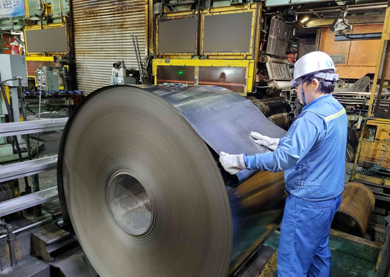 The first electrical steel produced after a part of Posco's steel plant in Pohang, North Gyeongsang resumed operation is shown on Friday. [POSCO] 