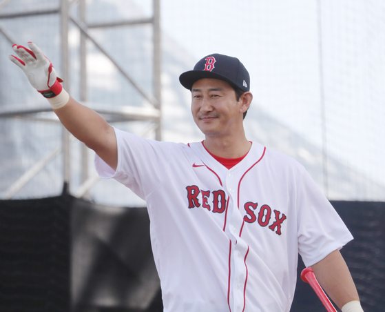 KBO legends Park Yong-taik, Jeong Keun-woo to face off in MLB Home Run  Derby X final