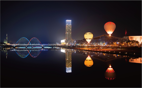 A nighttime view of Daejeon, which will host the seventh United Cities and Local Governments Congress from Oct. 10 to the 14 at Daejeon Convention Center [2022 DAEJEON UCLG WORLD CONGRESS ORGANIZING COMMITTEE]