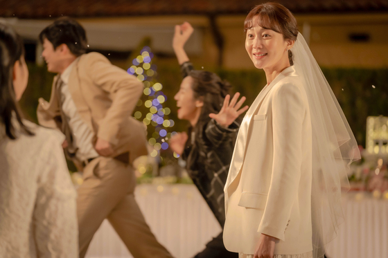Yum Jung-ah during a scene of the upcoming musical movie ″Life is Beautiful″ [LOTTE ENTERTAINMENT]