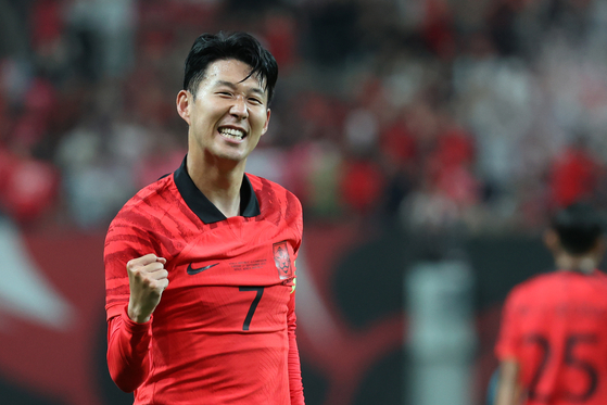 Son Heung-min celebrates after scoring the opening goal for Korea in a friendly against Cameroon at Seoul World Cup Stadium in western Seoul on Tuesday.  [NEWS]