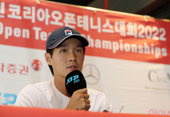 Kwon Soon-woo answers questions during a pre-match press conference for the 2022 Eugene Korea Open on Monday at Olympic Park Tennis Center in Songpa District, southern Seoul. [NEWS1]