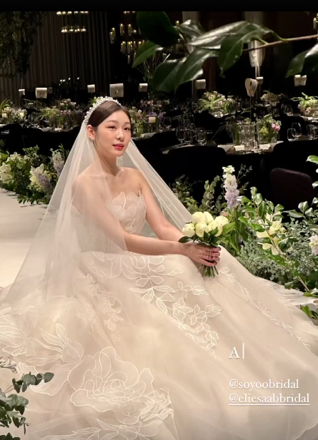 Kim Yuna on her wedding day on Saturday at Shilla Seoul in Jung District, central Seoul. The picture was posted on the Instagram page of Soyoo Bridal. [SCREEN CAPTURE]