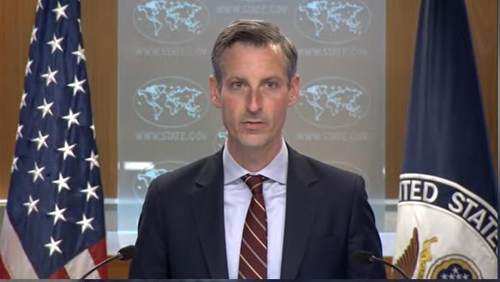 U.S. Department of State Press Secretary Ned Price is seen speaking in a daily press briefing at the department in Washington on Oct. 24. [YONHAP]