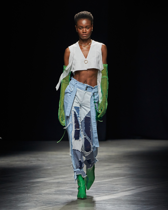 Leesle's Spring/Summer (S/S) 2023 collection from Milan Fashion Week [LEESLE]