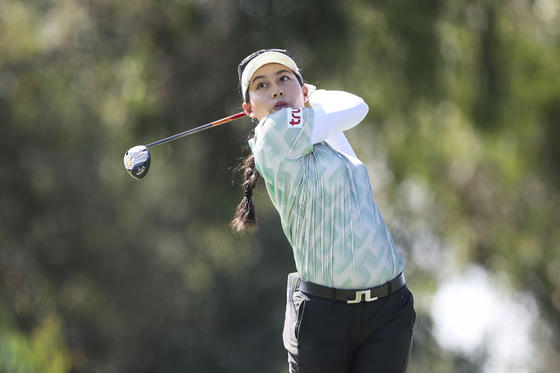 Atthaya Thitikul of Thailand plays her shot on the fifth tee during the final round of the LPGA Mediheal Championship at The Saticoy Club on Oct. 9 in Somis, California.  [AFP/YONHAP]