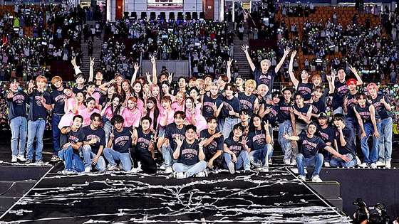 SM Entertainment artists at the ″SMTOWN Live 2022: SMCU Express″ concert held on Aug. 20 in Suwon, Gyeonggi [SM ENTERTAINMENT]