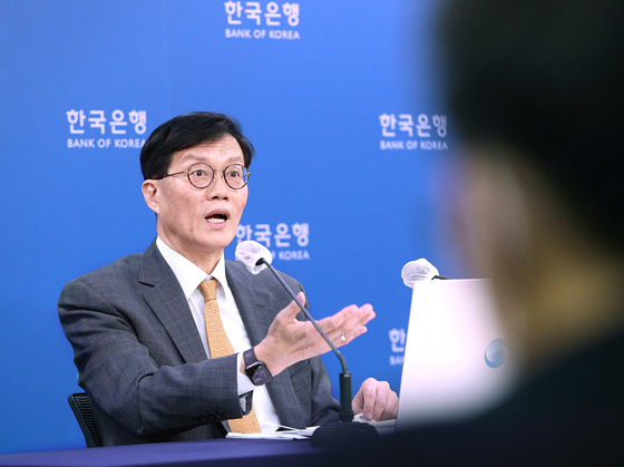 Bank of Korea (BOK) Governor Rhee Chang-yong speaks during a press briefing at BOK's headquarters in Jung District, central Seoul, on Oct. 12, 2022. [JOINT PRESS CORPS]