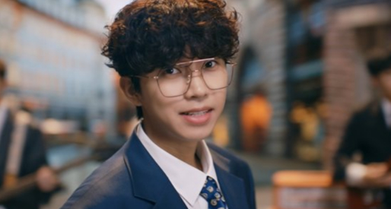 Lim Young-woong in the music video for "London Boy" [SCREEN CAPTURE]