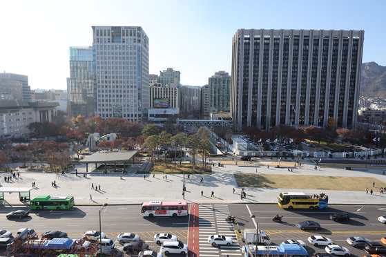 Gwanghwamun Square in downtown Seoul, where thousands of people are expected to turn out on Thursday evening to cheer on the first game of the Korea national soccer team at the 2022 World Cup [YONHAP]