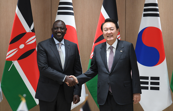 Yoon welcomes first Kenyan leader to visit in three decades