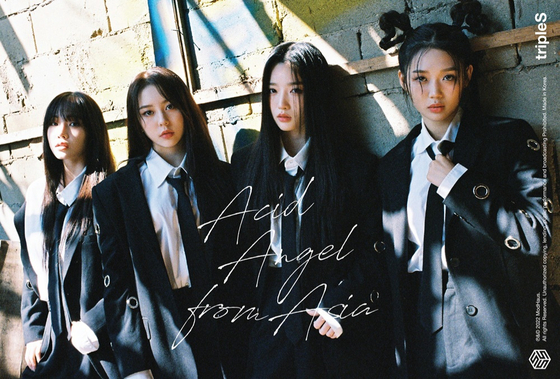 Girl group Acid Angel from Asia (AAA) was the first subunit to come from tripleS's girl group system. [MODHAUS]