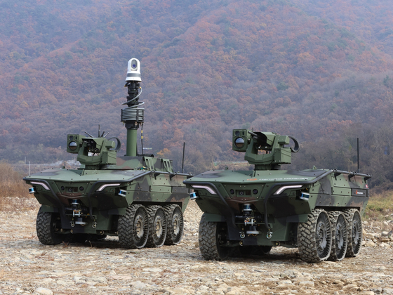 Hanwha Aerospace's multi-purpose unmanned ground vehicles named Arion-SMET are showcased in a performance demonstration at Camp Humphreys in Pyeongtaek, Gyeonggi, on Tuesday. [HANWHA AEROSPACE]