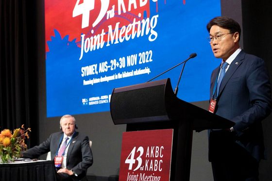 Posco Holdings Chairman Choi Jeong-woo speaks during a Korea-Australia Business Council meeting held on November 30 in Sydney. [POSCO HOLDINGS]