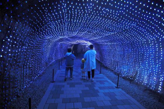 Light Space inside Gwangmyeong Cave [KOREA TOURISM ORGANIZATION] 