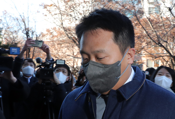 Daniel Shin, co-founder of Terraform Labs, arrives at the Seoul Southern District Court on Friday. [NEWS1]