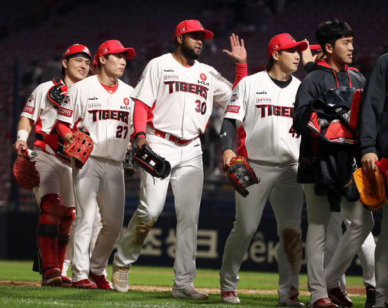 Kia Tigers win the Korean sports team popularity contest