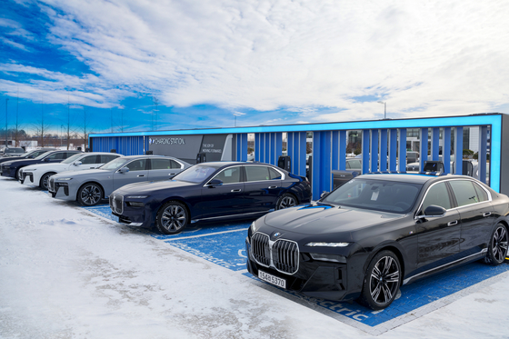 BMW 7 Series are parked at an EV charging station at BMW Driving Center in Incheon [BMW KOREA]
